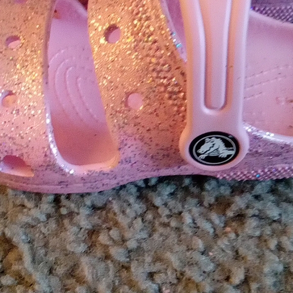 Crocs - Picture 5 of 7